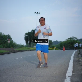 Runner Photo 7602674