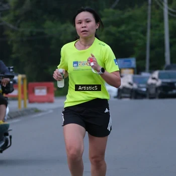 Runner Photo 7602676