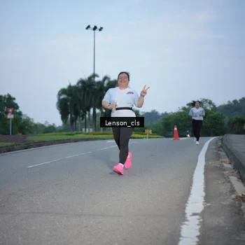 Runner Photo 7602682