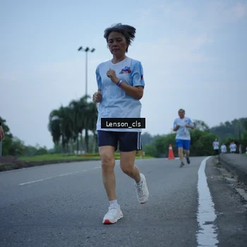 Runner Photo 7602683