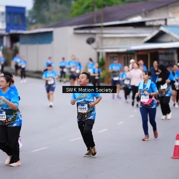 Runner Photo 7602684