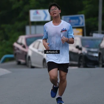 Runner Photo 7602691