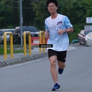 Runner Photo 7602693