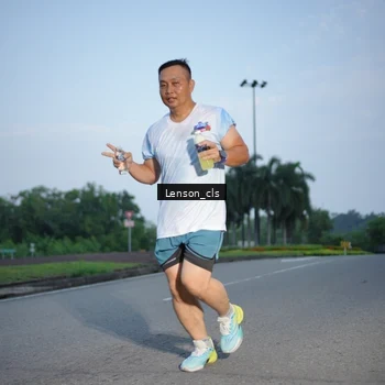 Runner Photo 7602703