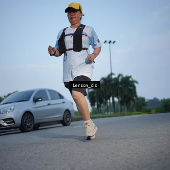 Runner Photo 7602713