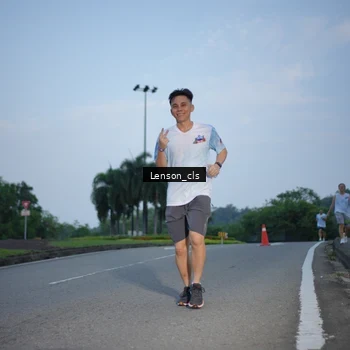 Runner Photo 7602718