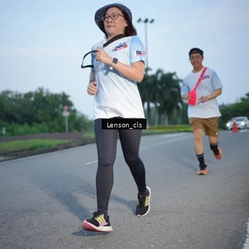 Runner Photo 7602722