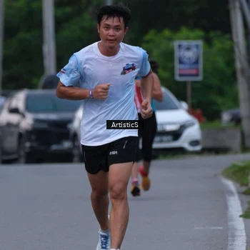 Runner Photo 7602723