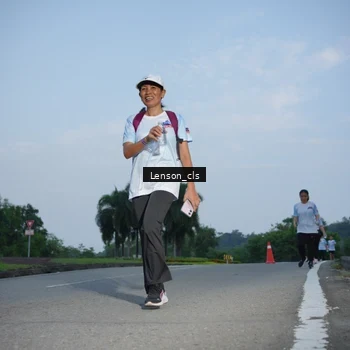 Runner Photo 7602742