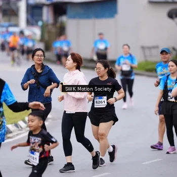 Runner Photo 7602750