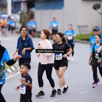 Runner Photo 7602757