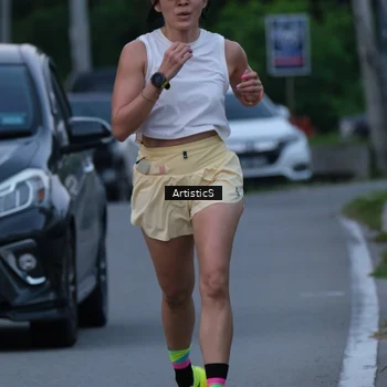 Runner Photo 7602763