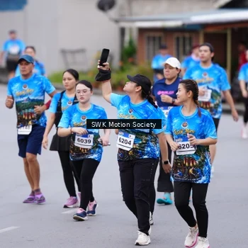 Runner Photo 7602768