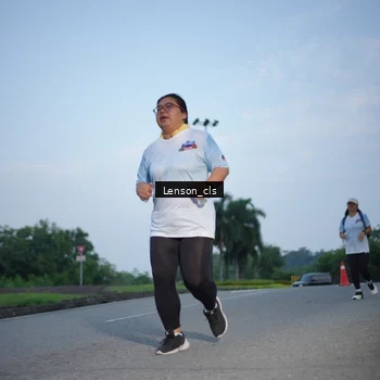 Runner Photo 7602780
