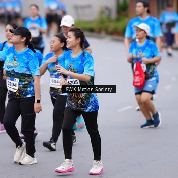 Runner Photo 7602782