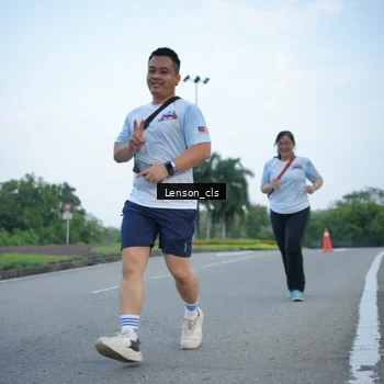 Runner Photo 7602832