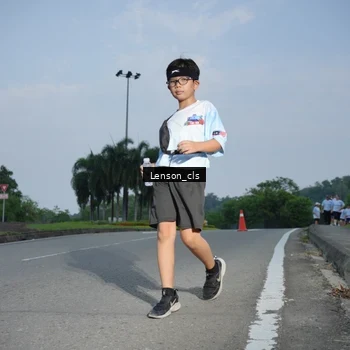 Runner Photo 7602845