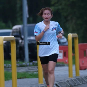 Runner Photo 7602848