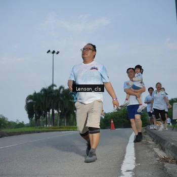 Runner Photo 7602853