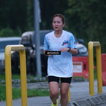 Runner Photo 7602854