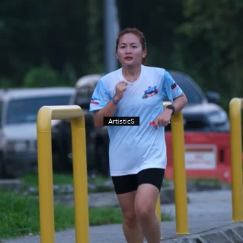Runner Photo 7602856