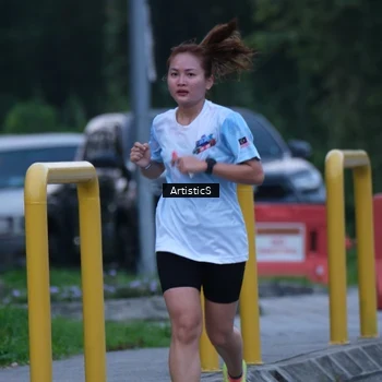 Runner Photo 7602862