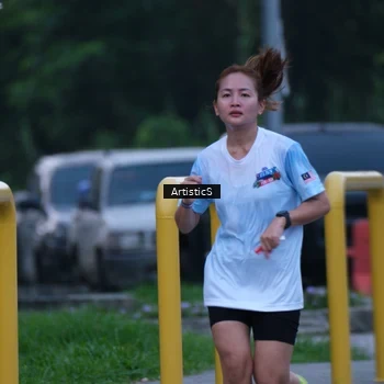Runner Photo 7602863
