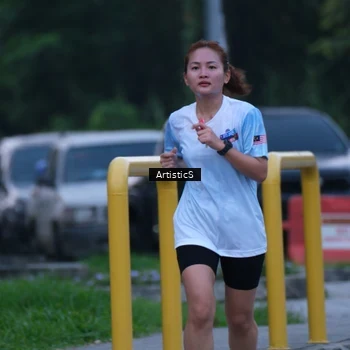 Runner Photo 7602865