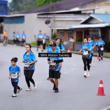 Runner Photo 7602866