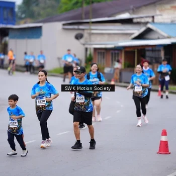 Runner Photo 7602873