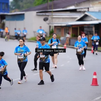 Runner Photo 7602880