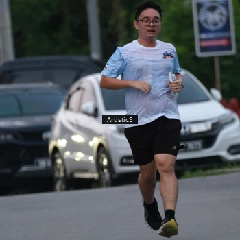 Runner Photo 7602882