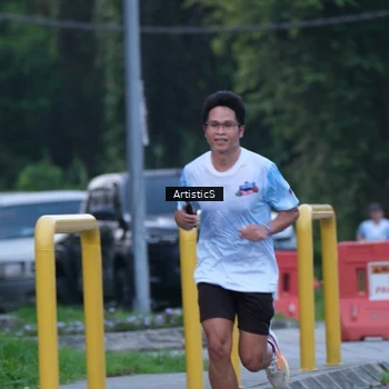Runner Photo 7602907