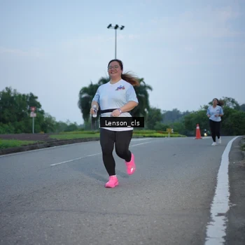 Runner Photo 7602910