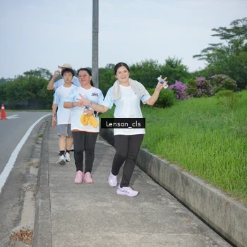 Runner Photo 7602913