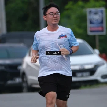 Runner Photo 7602919