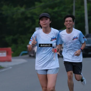 Runner Photo 7602920