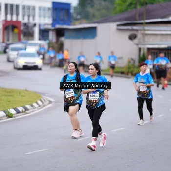 Runner Photo 7602945