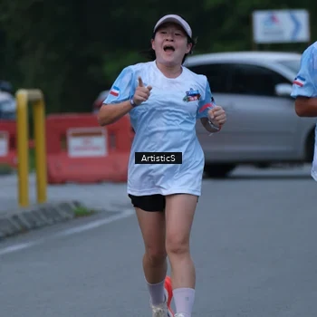 Runner Photo 7602950