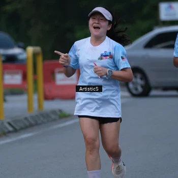 Runner Photo 7602976