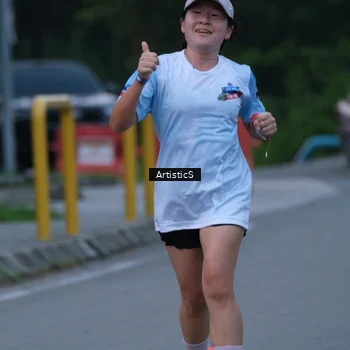 Runner Photo 7602978