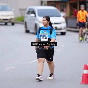Runner Photo 7602989
