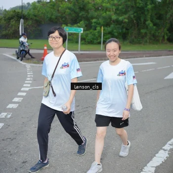 Runner Photo 7603002