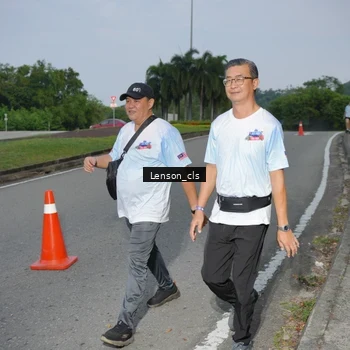 Runner Photo 7603038