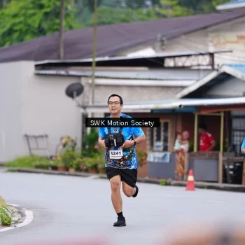 Runner Photo 7603051