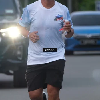 Runner Photo 7603058