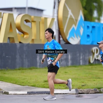 Runner Photo 7603064