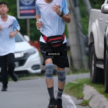 Runner Photo 7603075