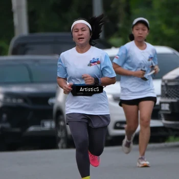 Runner Photo 7603082