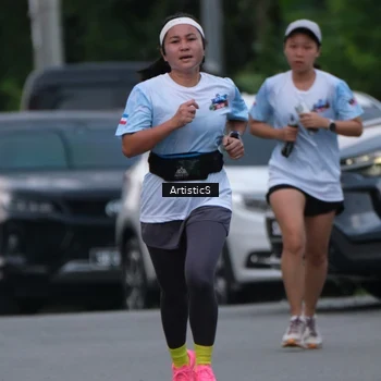Runner Photo 7603083